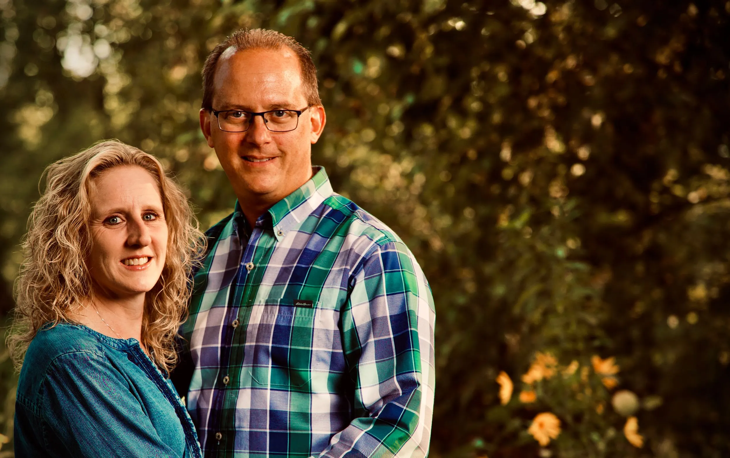 Outdoor family portrait, Sussex WI — photo 9 by Doug Cravillion Photography