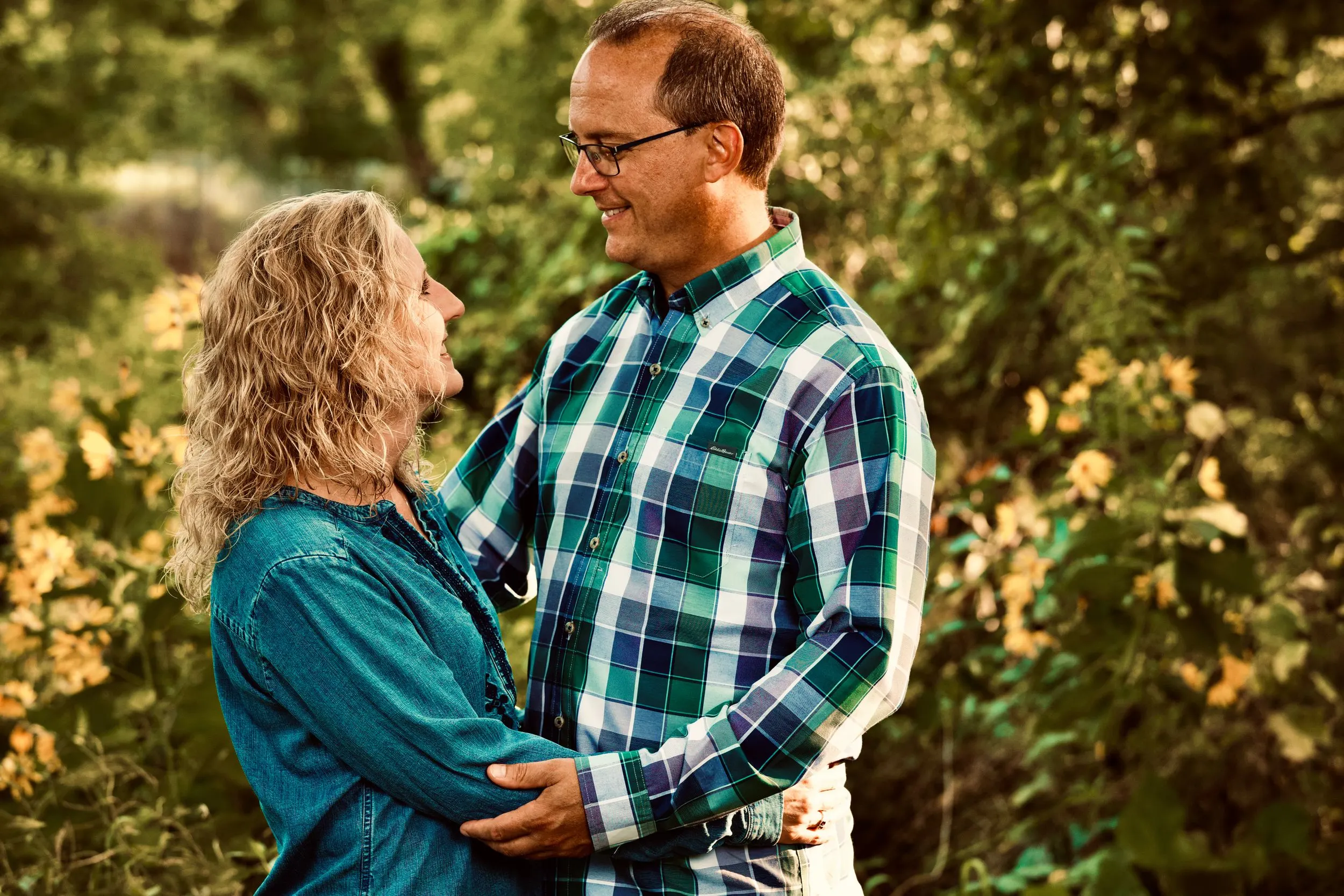 Outdoor family portrait, Sussex WI — photo 10 by Doug Cravillion Photography