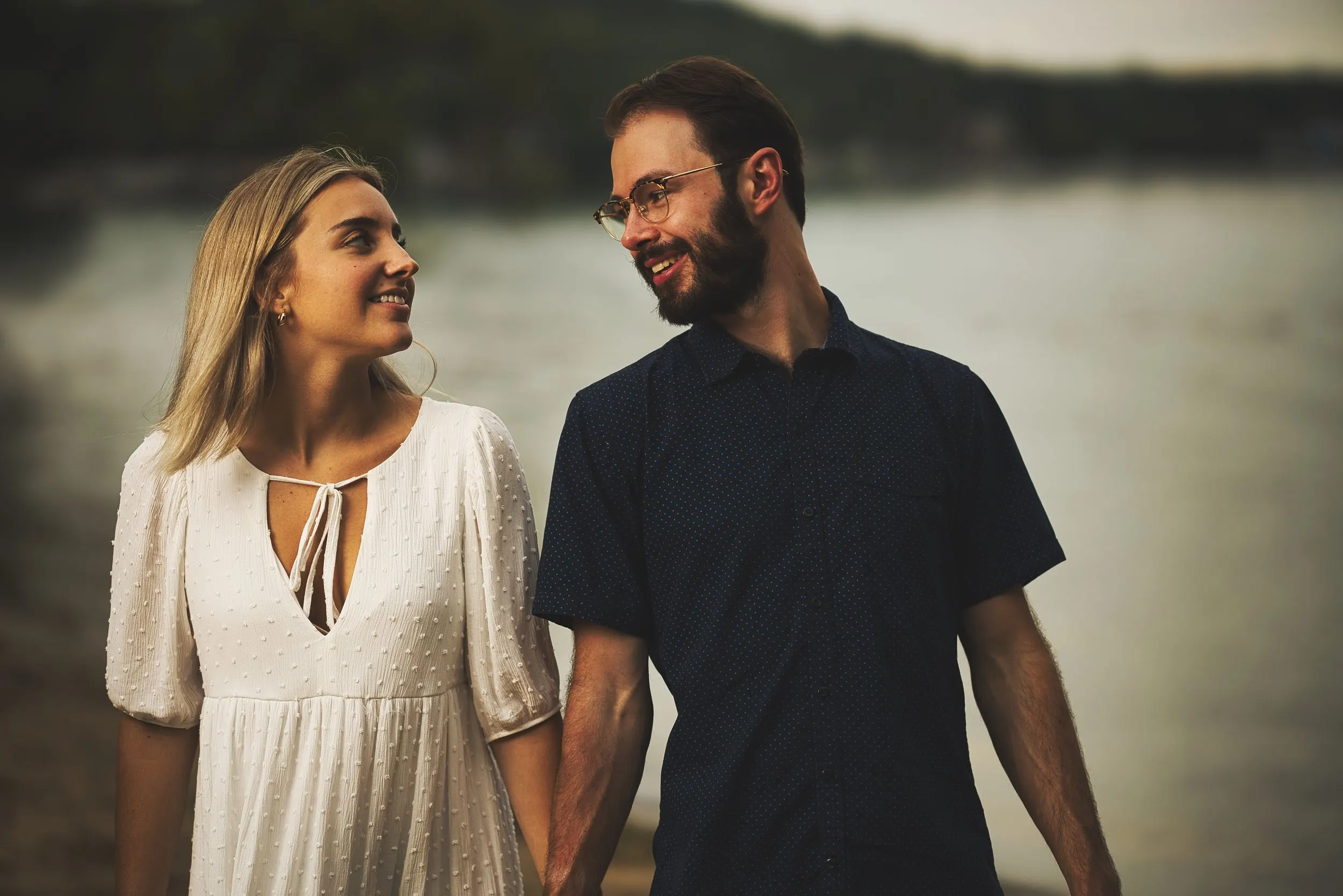 Engagement session, Wisconsin — photo 13 by Doug Cravillion Photography