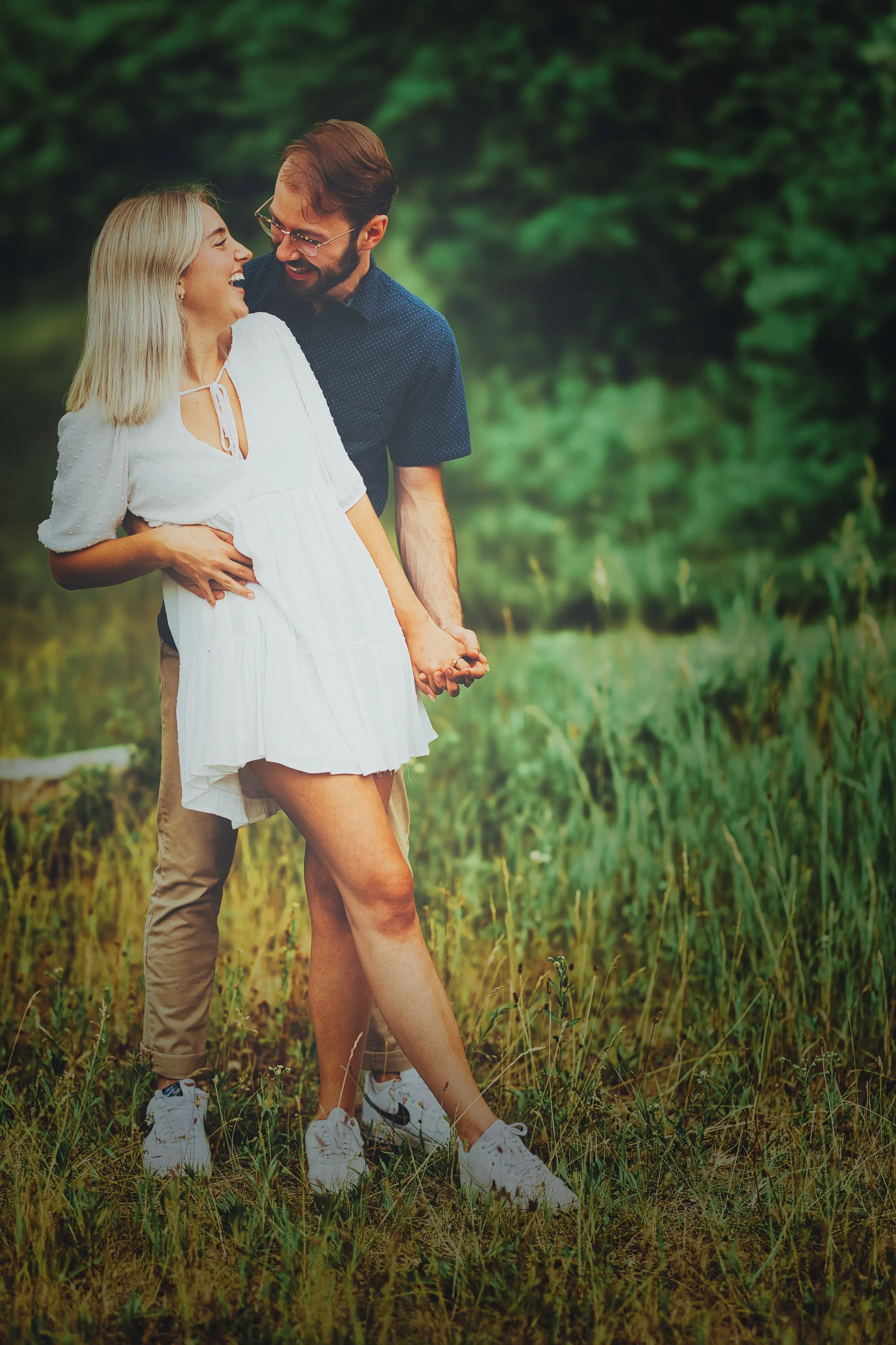 Engagement session, Wisconsin — photo 20 by Doug Cravillion Photography