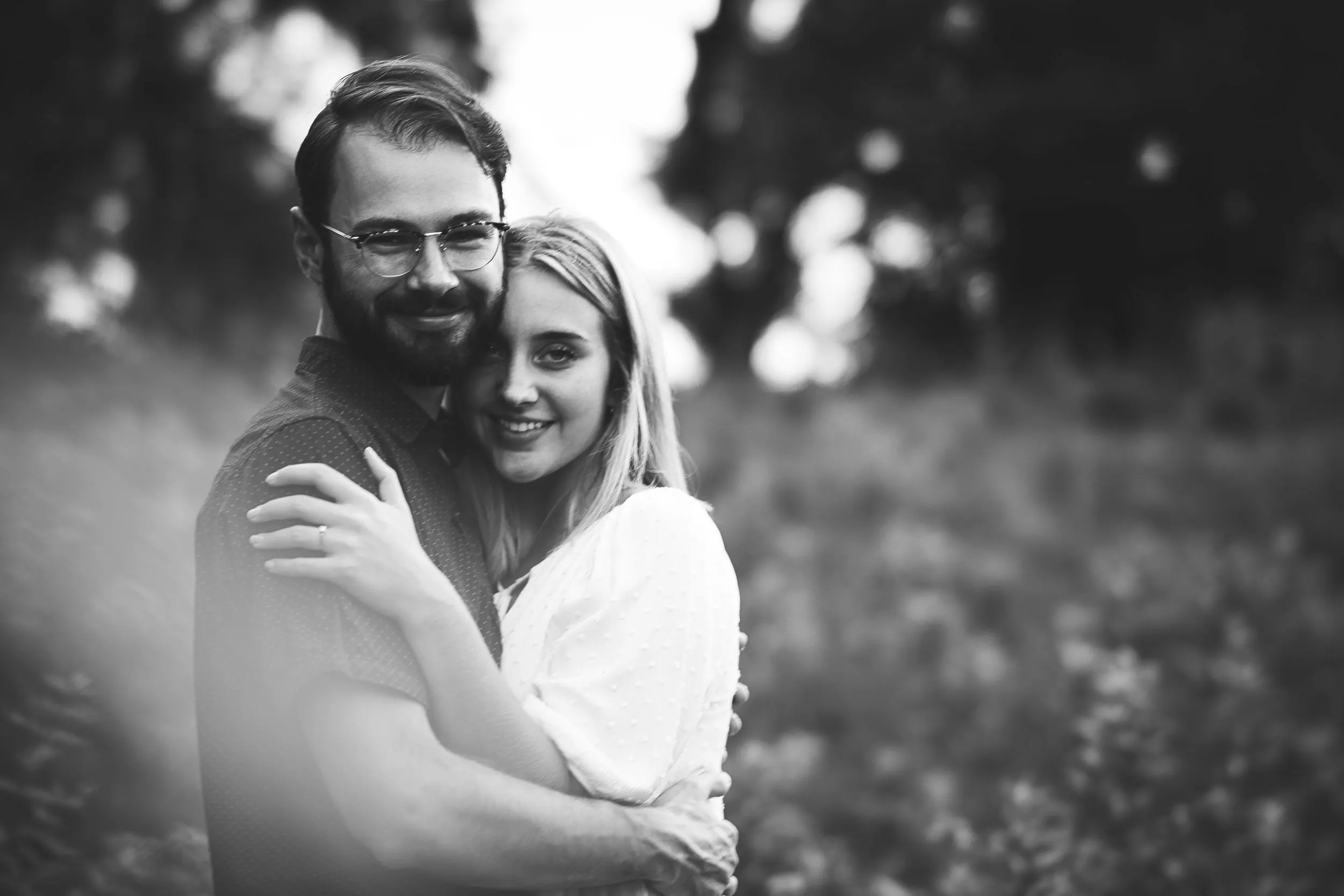 Engagement session, Wisconsin — photo 21 by Doug Cravillion Photography