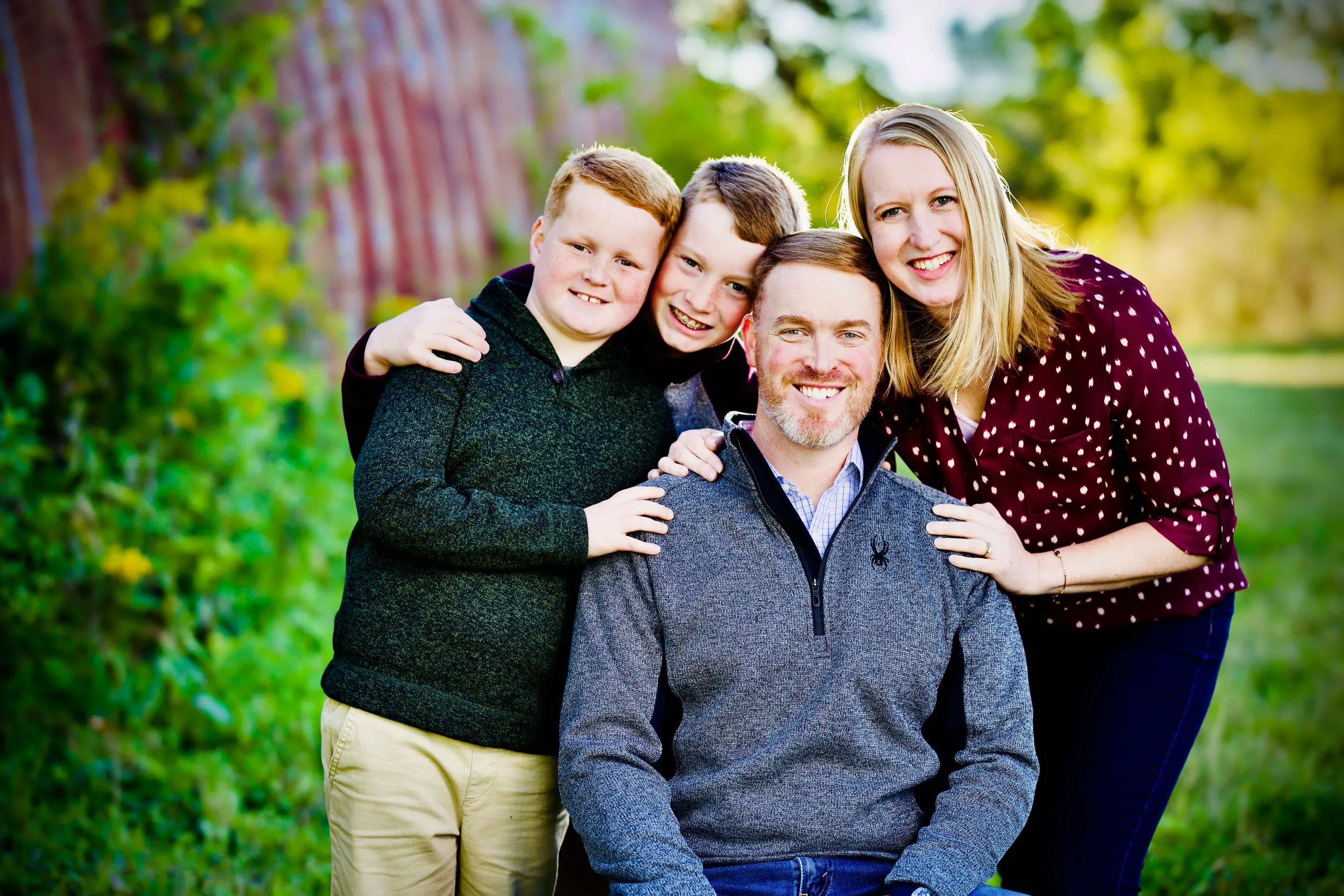 Outdoor family portrait, Sussex WI — photo 45 by Doug Cravillion Photography