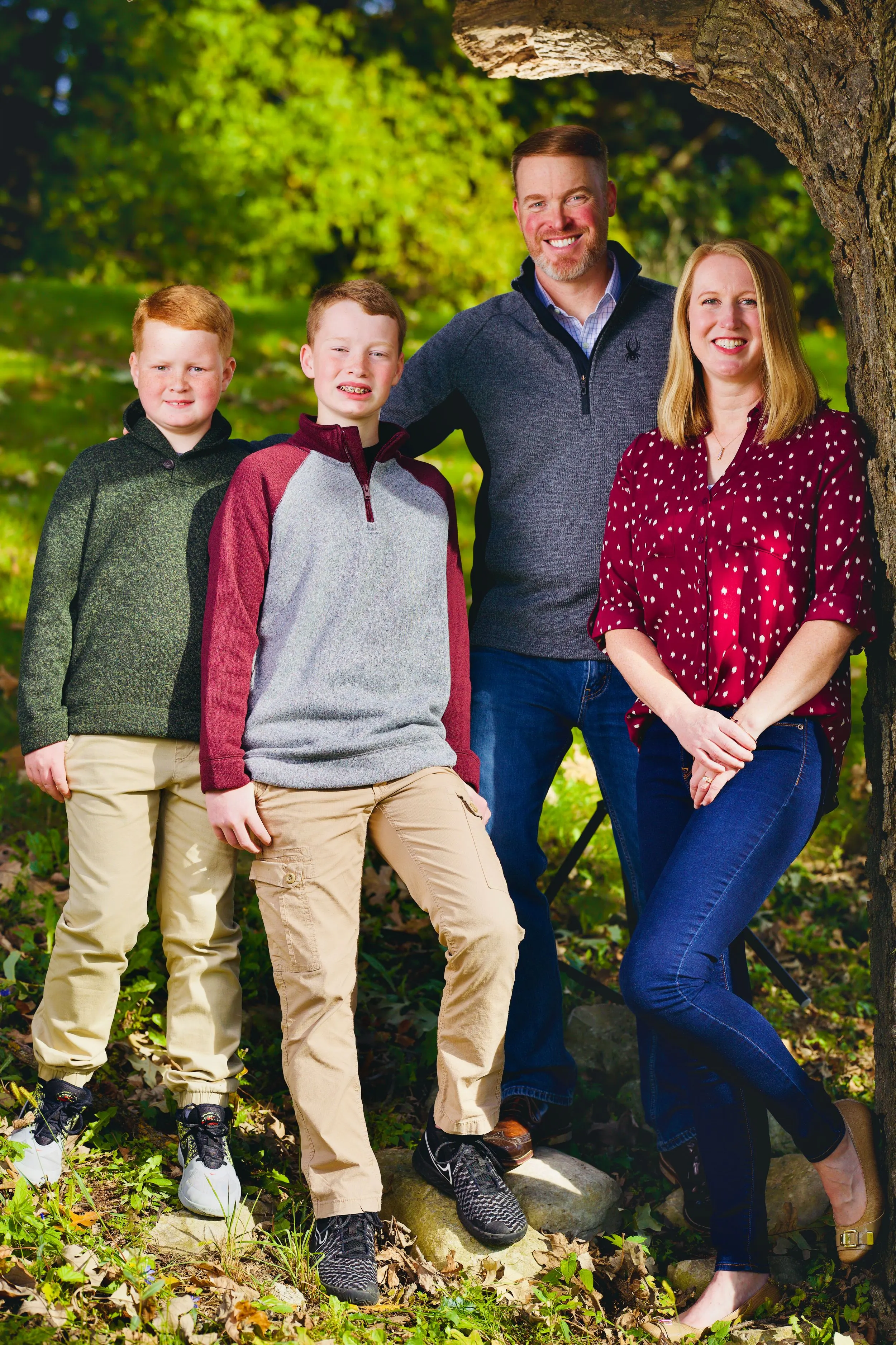 Outdoor family portrait, Sussex WI — photo 70 by Doug Cravillion Photography