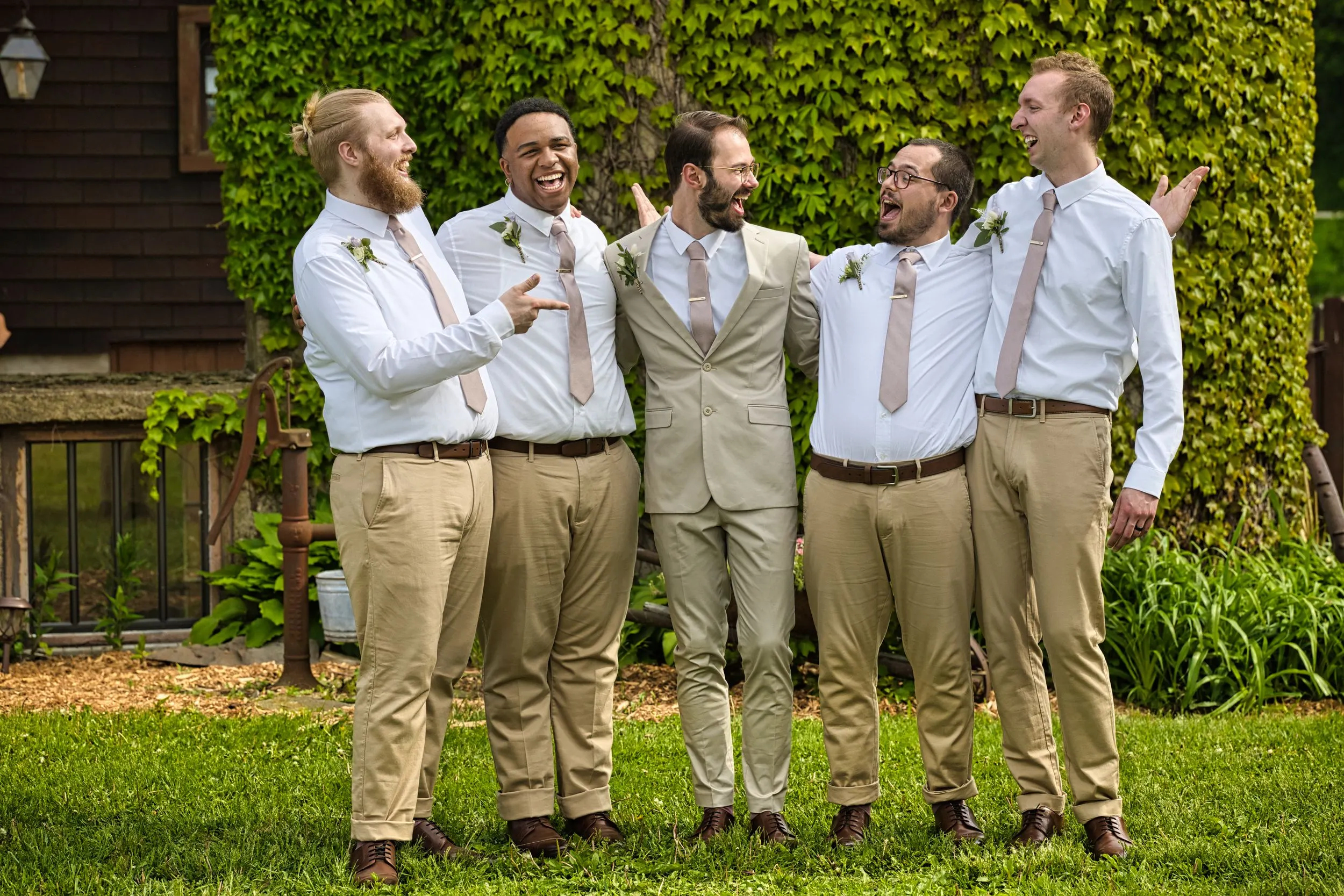 Wedding photography, Wisconsin — photo 11 by Doug Cravillion Photography