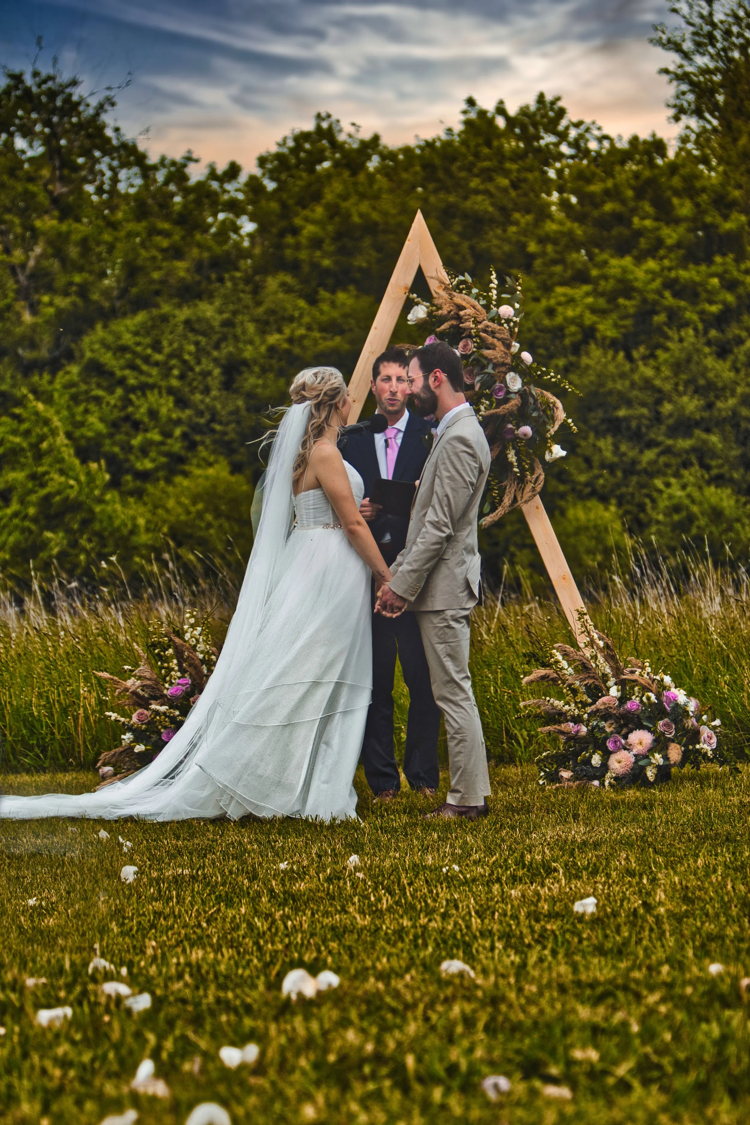 Wedding photography, Wisconsin — photo 17 by Doug Cravillion Photography