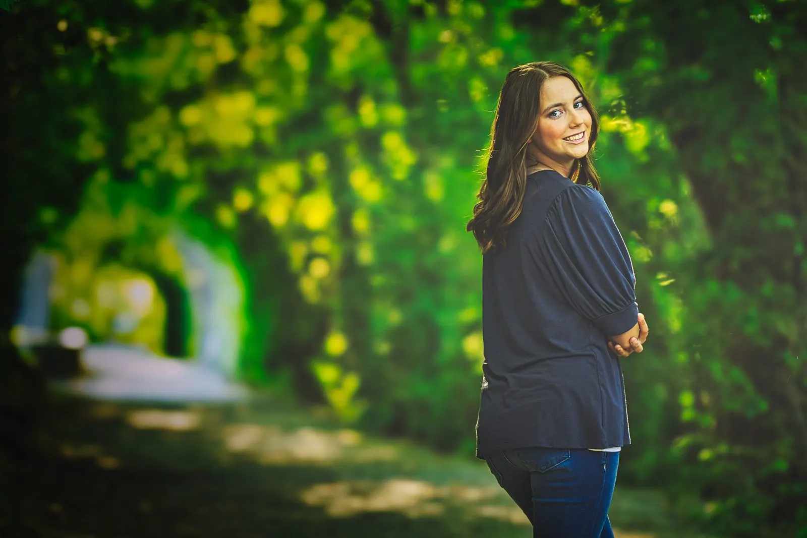 High school senior portrait, Sussex WI — photo 3 by Doug Cravillion Photography