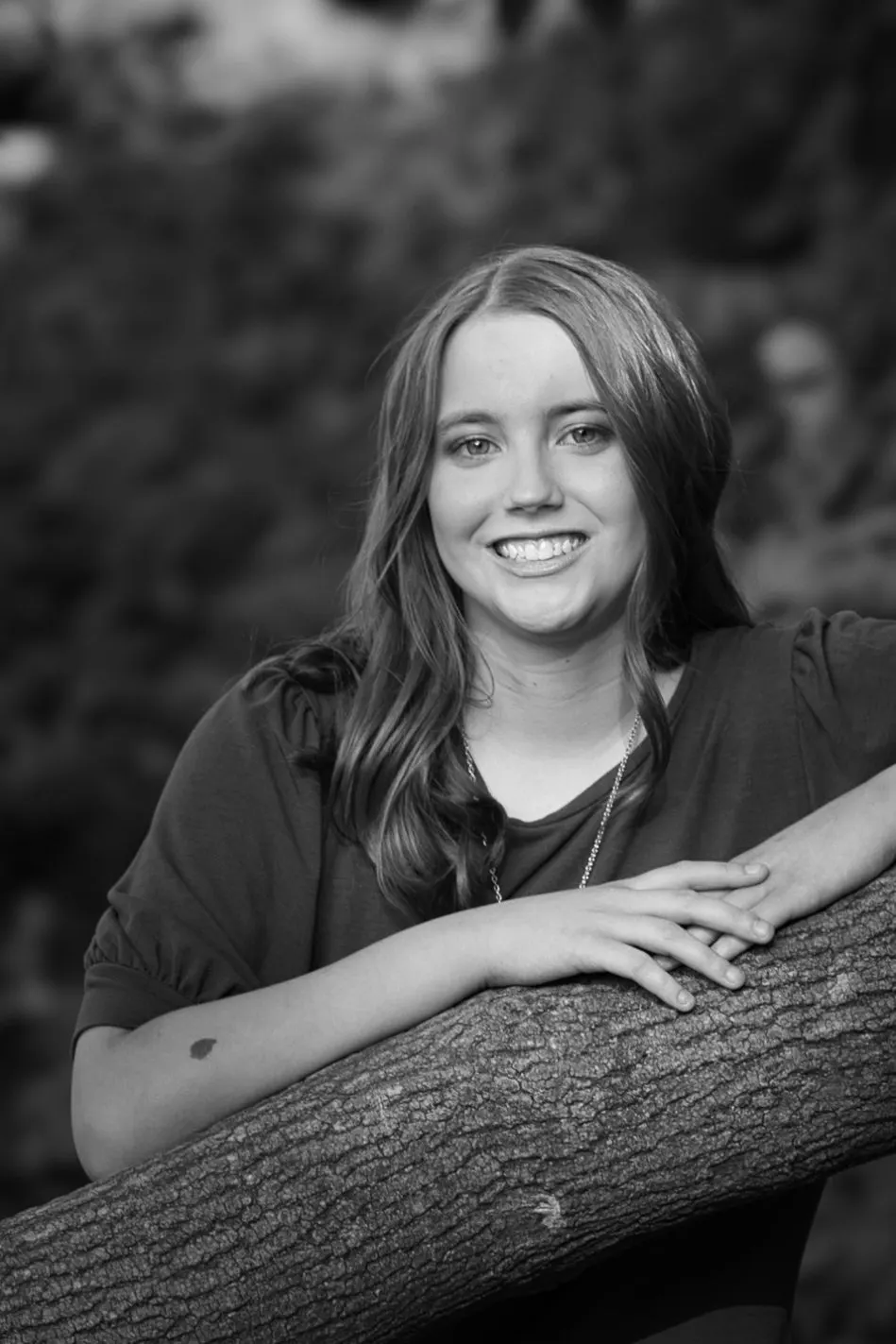 High school senior portrait, Sussex WI — photo 4 by Doug Cravillion Photography