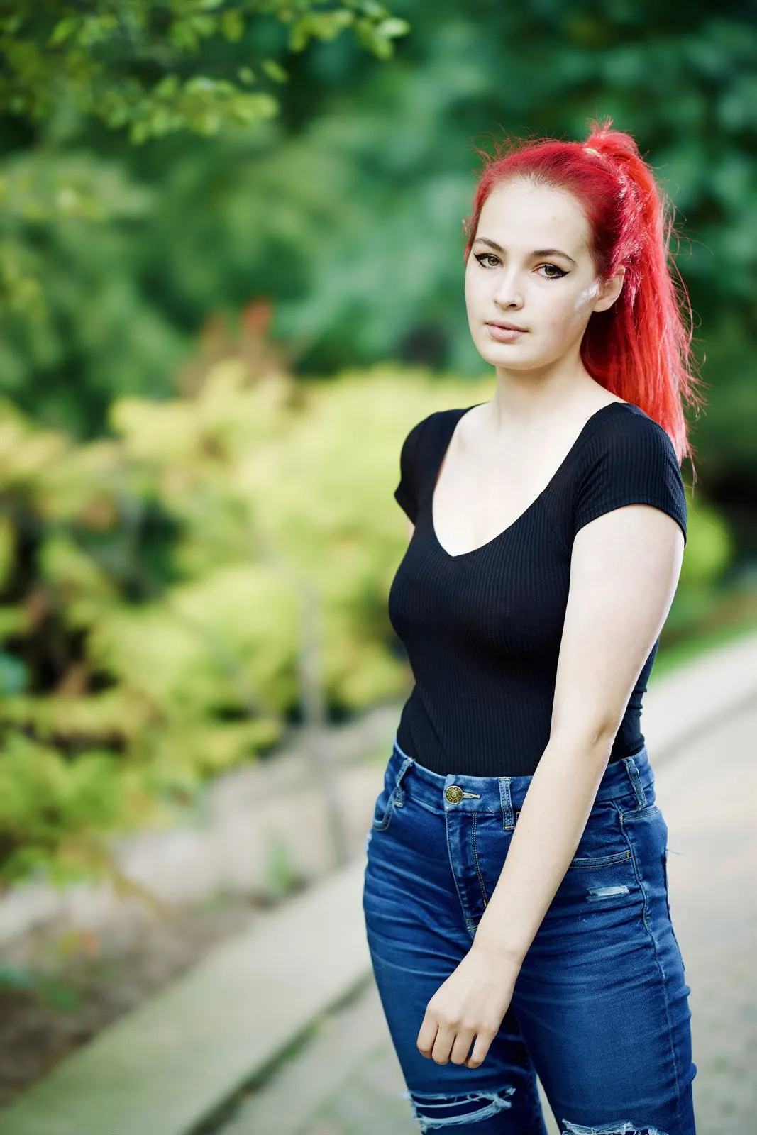 High school senior portrait, Sussex WI — photo 56 by Doug Cravillion Photography