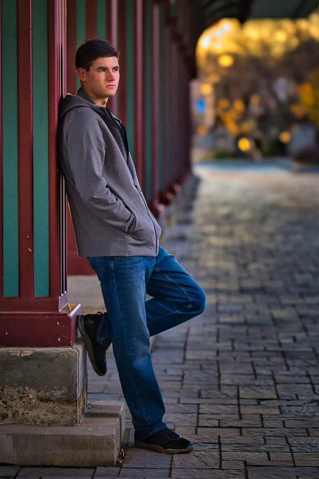High school senior portrait, Sussex WI — photo 82 by Doug Cravillion Photography
