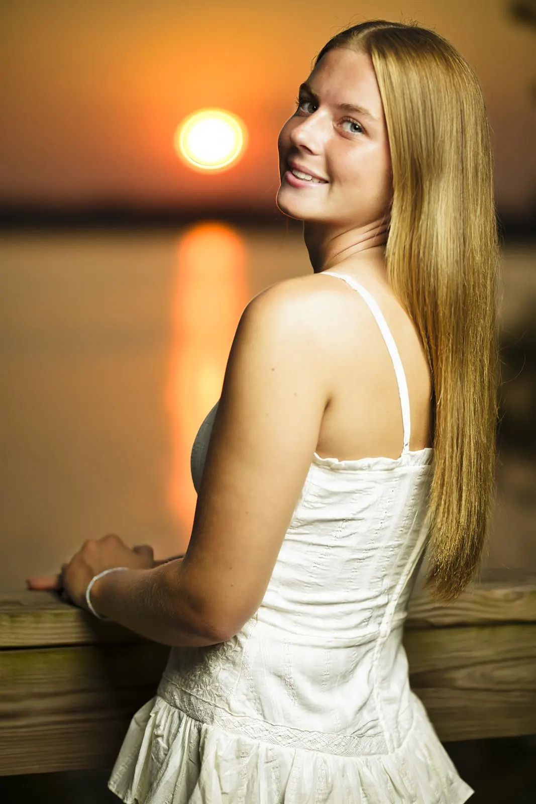 High school senior portrait, Sussex WI — photo 93 by Doug Cravillion Photography