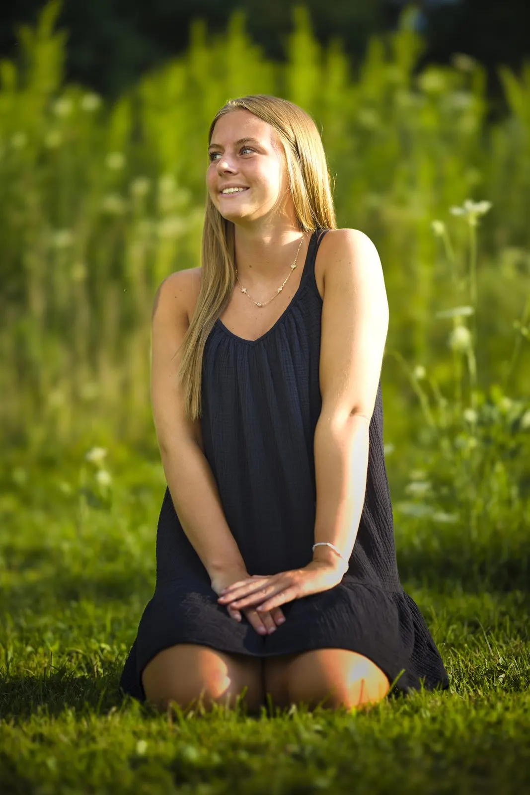 High school senior portrait, Sussex WI — photo 95 by Doug Cravillion Photography